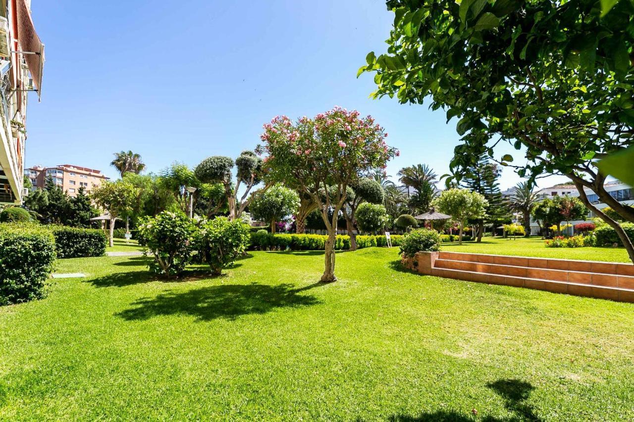 Apartamento Acogedor, Terraza, Piscina Y Mar 贝纳尔马德纳 外观 照片