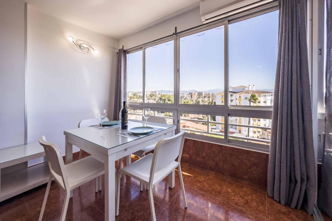 Apartamento Acogedor, Terraza, Piscina Y Mar 贝纳尔马德纳 外观 照片