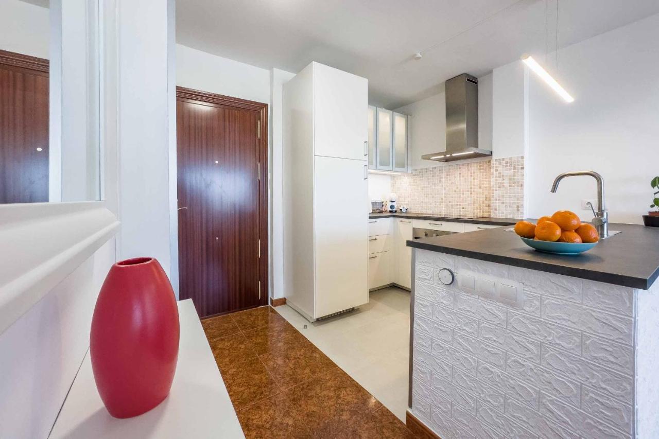 Apartamento Acogedor, Terraza, Piscina Y Mar 贝纳尔马德纳 外观 照片