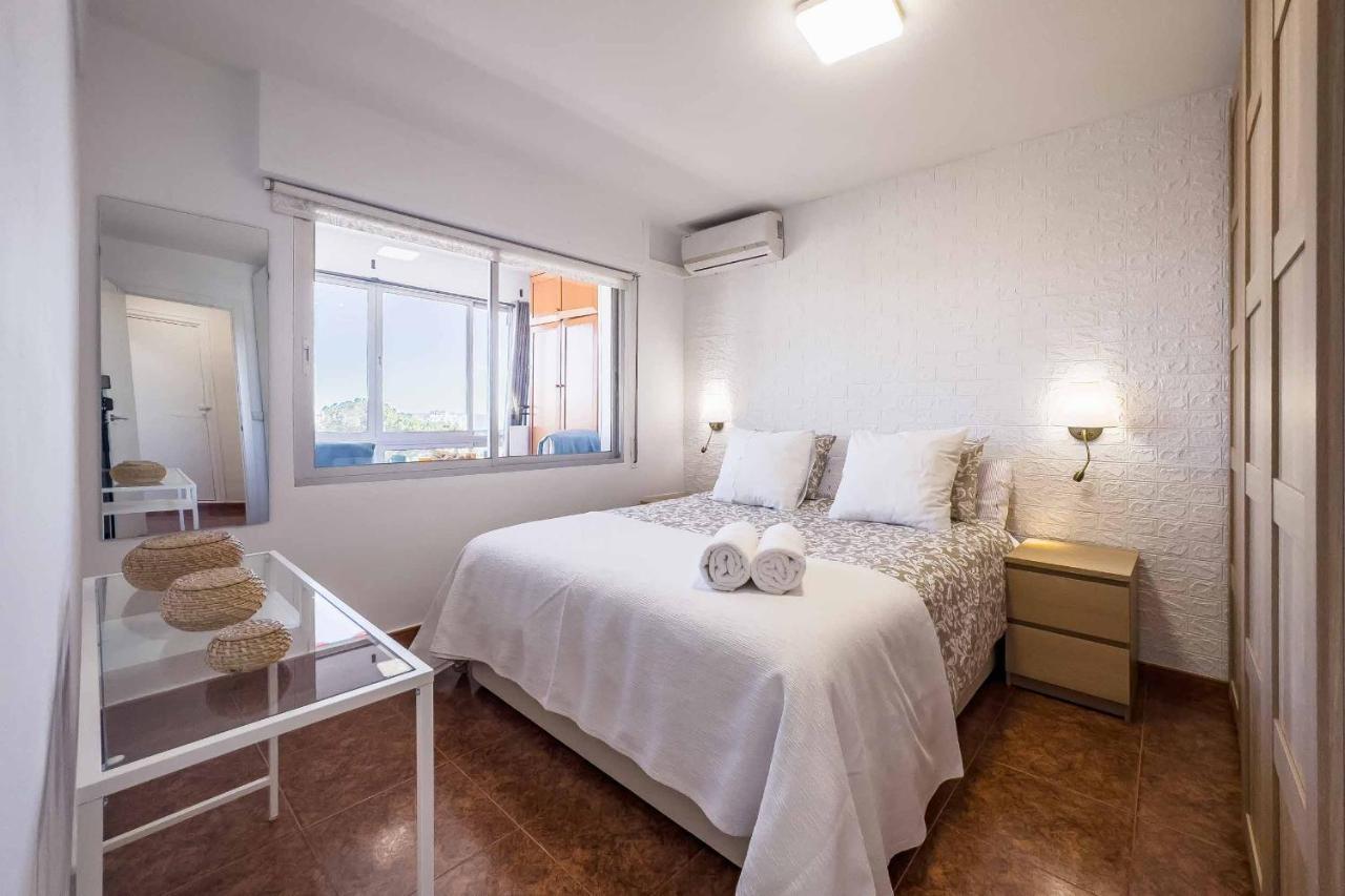 Apartamento Acogedor, Terraza, Piscina Y Mar 贝纳尔马德纳 外观 照片